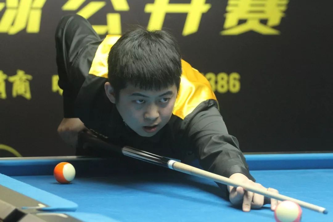 当新一期官 当新一期官