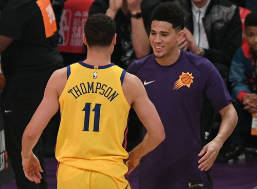 始终围绕 始终围绕